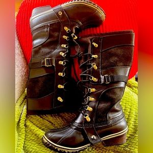 Sorel Carly Conquest Boots IEC.size 9.